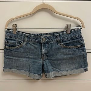 American Eagle denim shorts size 6